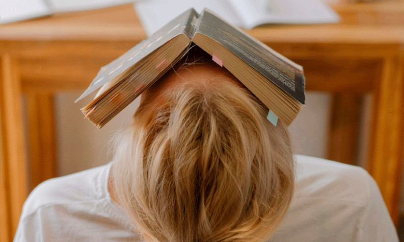 ദിശാബോധം തേടുന്ന ബിരുദ പഠനം ദിശാബോധം തേടുന്ന ബിരുദ പഠനം