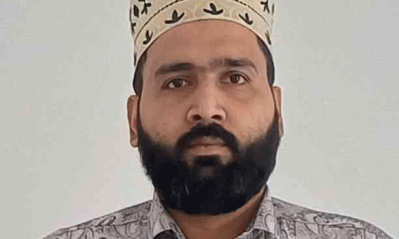 ഹു​സൈ​ന്‍കോ​യ ത​ങ്ങ​ള്‍