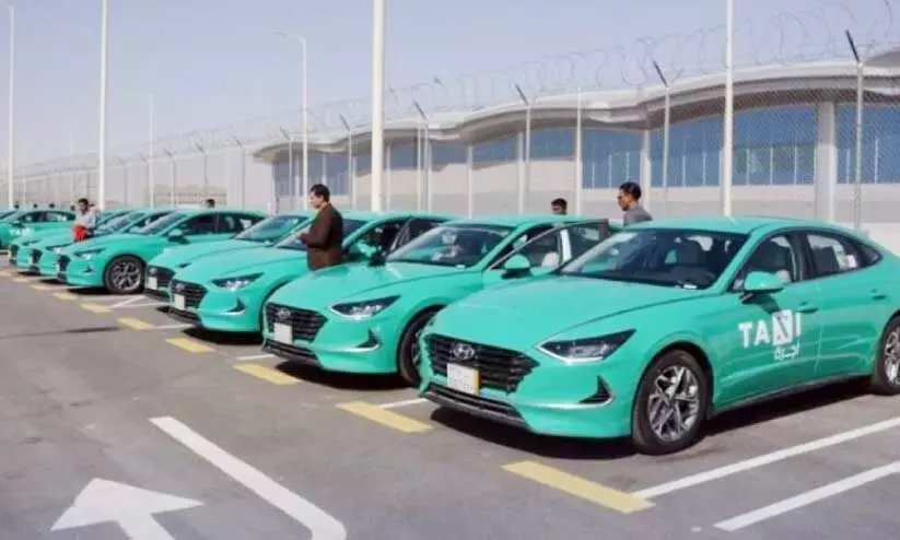 വിമാനത്താവളങ്ങളിൽ അനധികൃത ടാക്സി; 1100 ഡ്രൈവർമാർ പിടിയിൽ വിമാനത്താവളങ്ങളിൽ അനധികൃത ടാക്സി; 1100 ഡ്രൈവർമാർ പിടിയിൽ