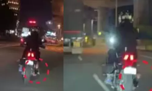 തീ തുപ്പുന്ന സൈലൻസർ ഘടിപ്പിച്ച് അഭ്യാസം നടത്തിയ യുവാവിനെ കണ്ടെത്തി, കേസെടുത്തു