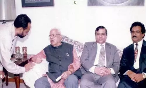 Bakel Saleh Haji With Former Chief Minister E.K. Nayanar