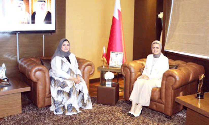 ayesha alharat ayesha alharat