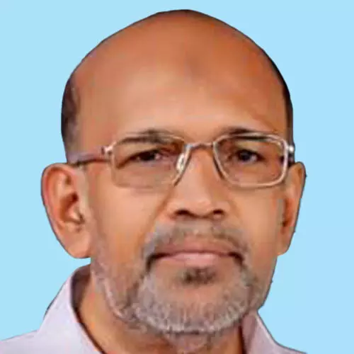 മ​ക്ക​ര​പ്പ​റ​മ്പ് ഗ്രാ​മ​പ​ഞ്ചാ​യ​ത്ത് മു​ൻ പ്ര​സി​ഡ​ൻ​റ്  മു​ഹ​മ്മ​ദ് മാ​സ്റ്റ​ർ നി​ര്യാ​ത​നാ​യി