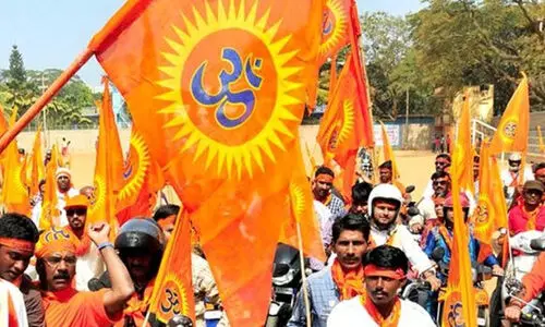 തീർഥാടന കേന്ദ്രങ്ങളിൽ മുസ്‍ലിംകളെ പൂജാവസ്തുവിൽപന നടത്താൻ അനുവദിക്കരുതെന്ന് വി.എച്ച്.പി