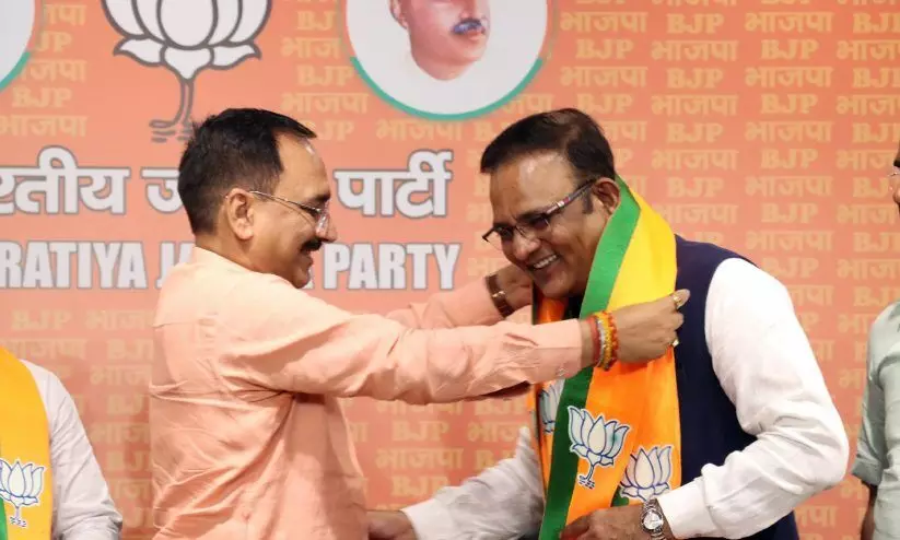 ‘കെജ്രിവാൾ ദലിതരെ വഞ്ചിച്ചു’; മുൻ എ.എ.പി മന്ത്രി രാജ്കുമാർ ആനന്ദും ഭാര്യയും ബി.ജെ.പിയിൽ ചേർന്നു ‘കെജ്രിവാൾ ദലിതരെ വഞ്ചിച്ചു’; മുൻ എ.എ.പി മന്ത്രി രാജ്കുമാർ ആനന്ദും ഭാര്യയും ബി.ജെ.പിയിൽ ചേർന്നു