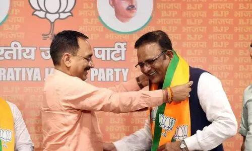 ‘കെജ്രിവാൾ ദലിതരെ വഞ്ചിച്ചു’; മുൻ എ.എ.പി മന്ത്രി രാജ്കുമാർ ആനന്ദും ഭാര്യയും ബി.ജെ.പിയിൽ ചേർന്നു