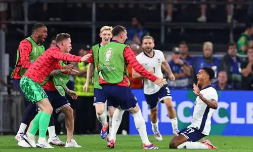 90ാം മിനിറ്റിൽ രക്ഷകനായി വാക്കിൻസ്! നെതർലൻഡ്സിനെ കീഴടക്കി ഇംഗ്ലണ്ട് യൂറോ കപ്പ് ഫൈനലിൽ (2-1)