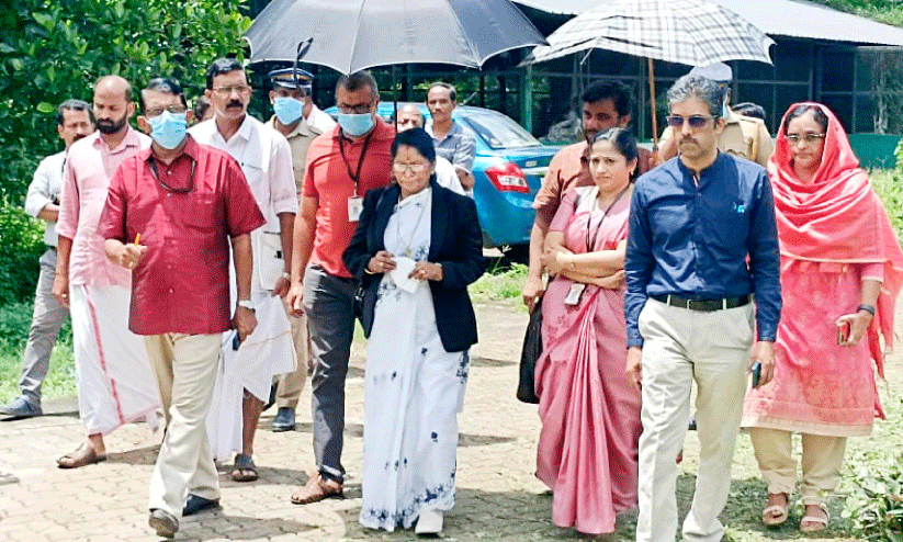 ഗവ. മെഡിക്കൽ കോളജ് സ്വീവേജ് പ്ലാന്റ്; പ്രശ്നങ്ങൾക്ക് അടിയന്തര പരിഹാരം വേണം -മനുഷ്യാവകാശ കമീഷൻ അംഗം ഗവ. മെഡിക്കൽ കോളജ് സ്വീവേജ് പ്ലാന്റ്; പ്രശ്നങ്ങൾക്ക് അടിയന്തര പരിഹാരം വേണം -മനുഷ്യാവകാശ കമീഷൻ അംഗം