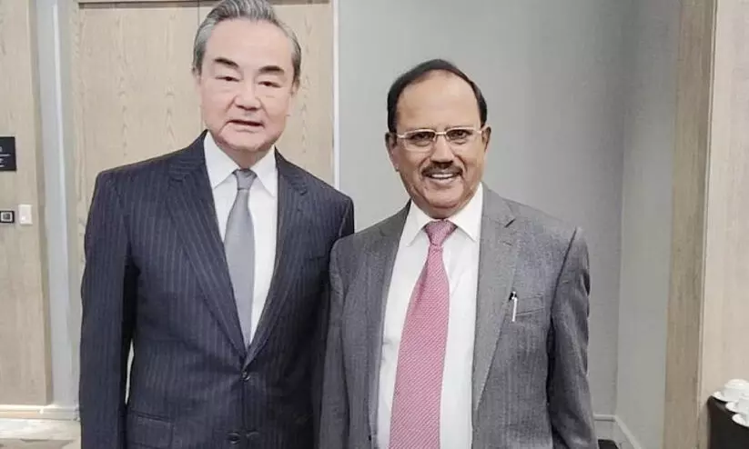 അതിർത്തി പ്രശ്നങ്ങൾ കൈകാര്യം ചെയ്യാൻ ഇന്ത്യയുമായി ചേർന്ന് പ്രവർത്തിക്കുമെന്ന് ചൈനീസ് വിദേശകാര്യമന്ത്രി അതിർത്തി പ്രശ്നങ്ങൾ കൈകാര്യം ചെയ്യാൻ ഇന്ത്യയുമായി ചേർന്ന് പ്രവർത്തിക്കുമെന്ന് ചൈനീസ് വിദേശകാര്യമന്ത്രി