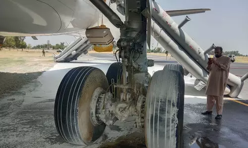 ലാൻഡ്​ ചെയ്യുന്നതിനിടെ സൗദി എയർലൈൻസ്​ വിമാനത്തിൽ തീ