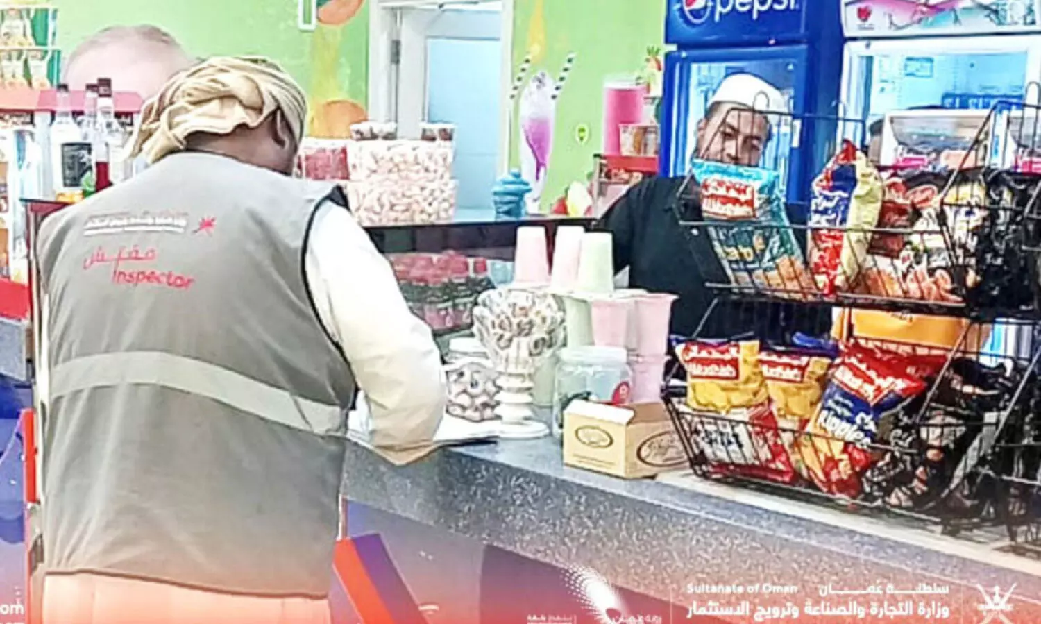 ഇ-​പേ​മെൻറ് സേ​വ​ന​മൊ​രു​ക്കി​യി​ല്ല: 18 ക​ട​ക​ൾ​ക്കെ​തി​രെ കേ​സ്​