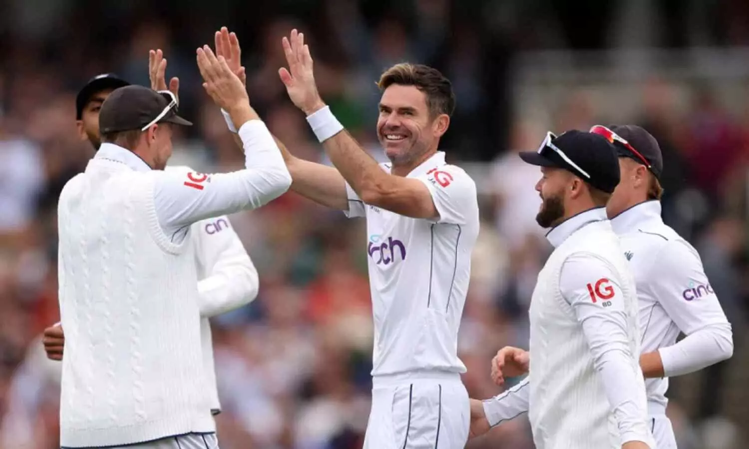 അവസാന ഇന്നിങ്സിൽ ആൻഡേഴ്സന് മൂന്ന് വിക്കറ്റ്; വെസ്റ്റിൻഡീസിനെതിരെ ഇംഗ്ലണ്ടിന് വമ്പൻ ജയം