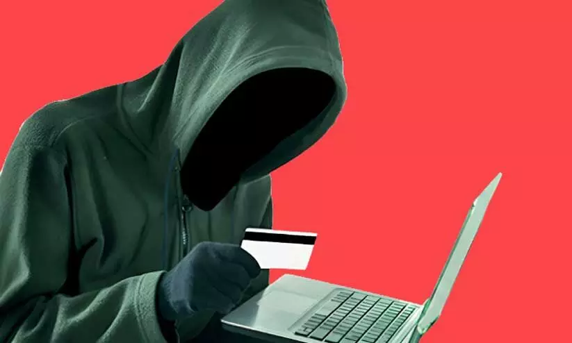 പൊലീസ്​ മുന്നറിയിപ്പ്; ഓ​ൺ​ലൈ​ൻ ത​ട്ടി​പ്പു​ക​ൾ​ക്ക്​ തലവെക്കരുത്