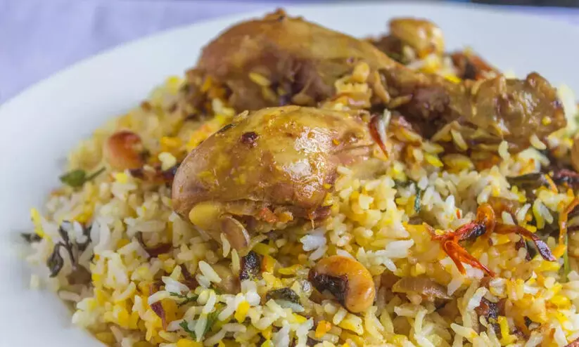 കലാമണ്ഡലം കാന്റീനിൽ ഇനി മാംസാഹാരവും