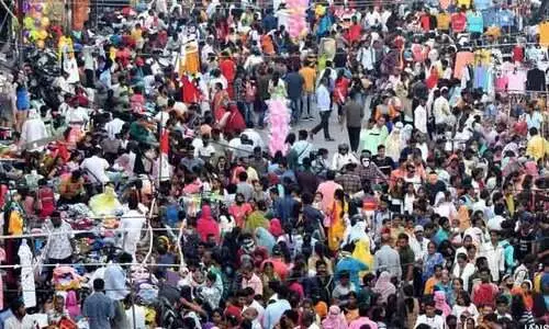 2100 ഓടെ ഇന്ത്യയിലെ ജനസംഖ്യ കുറയും; അപ്പോഴും ചൈനയെ പിന്നിലാക്കി ഒന്നാംസ്ഥാനത്ത് തുടരും 2100 ഓടെ ഇന്ത്യയിലെ ജനസംഖ്യ കുറയും; അപ്പോഴും ചൈനയെ പിന്നിലാക്കി ഒന്നാംസ്ഥാനത്ത് തുടരും