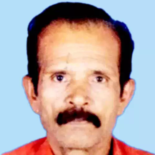 ച​ന്ദ്ര​ൻ