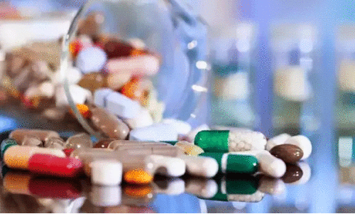 ഷെഡ്യൂള് എക്സ് മരുന്നുകള്തെറ്റായി ലേബല് ചെയ്ത് വില്പന മരുന്നു കമ്പനിക്കെതിരെ കേസെടുത്തു ഷെഡ്യൂള് എക്സ് മരുന്നുകള്തെറ്റായി ലേബല് ചെയ്ത് വില്പന മരുന്നു കമ്പനിക്കെതിരെ കേസെടുത്തു