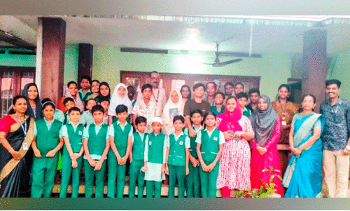 കണ്ണുകളിൽ പൂത്തിരി കത്തിച്ച് കഥാപാത്രത്തോടൊപ്പം