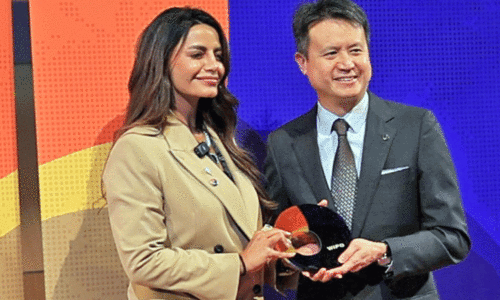 സാ​റാ അ​ബു അ​ർ​ജീ​ബ്