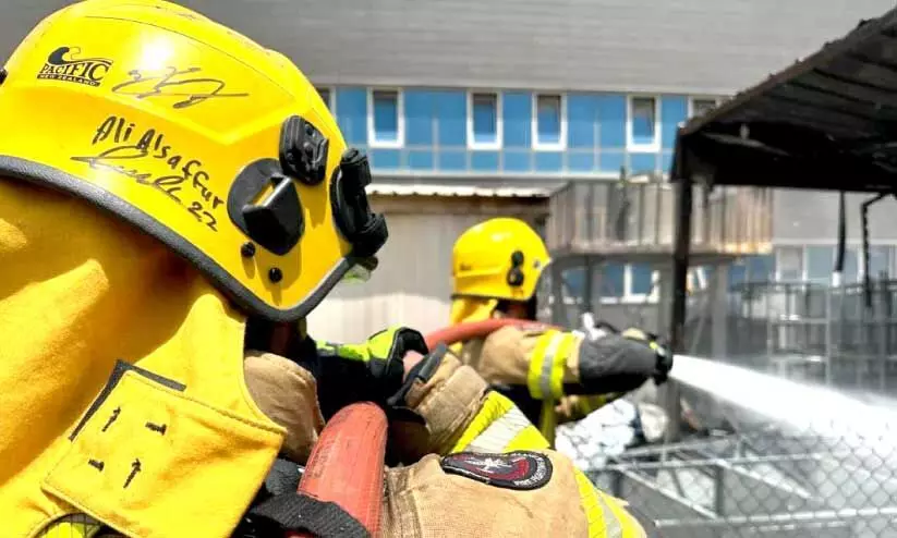 Fire Force Extinguishing the fire