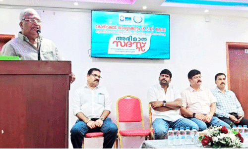 യു​ന​സ്കോ​യു​ടെ സാ​ഹി​ത്യ​ന​ഗ​രി; ആ​ഘോ​ഷ​മാ​ക്കി കോ​ഴി​ക്കോ​ട് സൗ​ഹൃ​ദ​ക്കൂ​ട്ടം