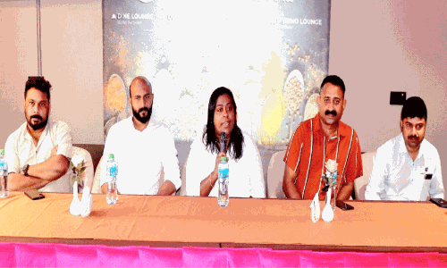 കൊ​ച്ചി​ൻ സീ​പോ​ർ​ട്ട് ക​സ്റ്റം​സി​ന്റെ അ​നാ​സ്ഥ; ഗ​ൾ​ഫി​ൽ​നി​ന്നു​ള്ള സീ ​കാ​ർ​ഗോ നീ​ക്കം നി​ല​ച്ചു