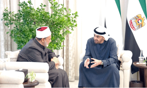 അ​ൽ അ​സ്​​ഹ​ർ ഇ​മാ​മു​മാ​യി ശൈ​ഖ്​ മു​ഹ​മ്മ​ദ്​ കൂ​ടി​ക്കാ​ഴ്ച ന​ട​ത്തി