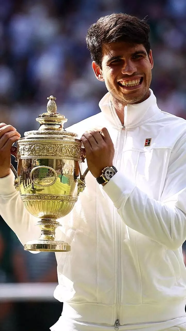 വിംബിൾഡണിൽ വീണ്ടും അൽകാരസ്