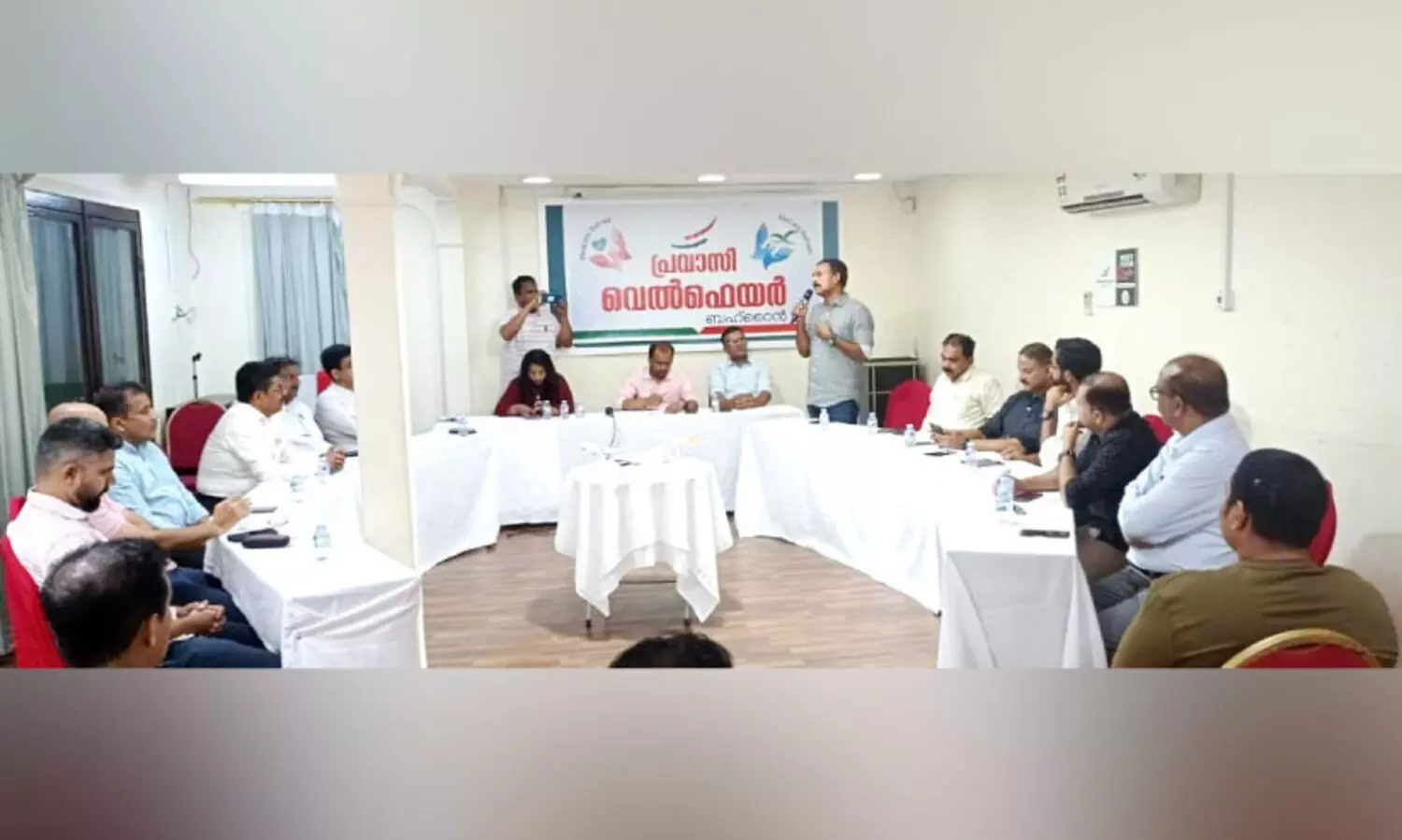 പ്ര​വാ​സി​ക​ളു​ടെ യാ​ത്രാ​പ്ര​ശ്ന പ​രി​ഹാ​ര​ത്തി​ന് സം​ഘ​ടി​ത മു​ന്നേ​റ്റം അ​നി​വാ​ര്യം -വെ​ൽ​ഫെ​യ​ർ ബ​ഹു​ജ​ന സം​ഗ​മം