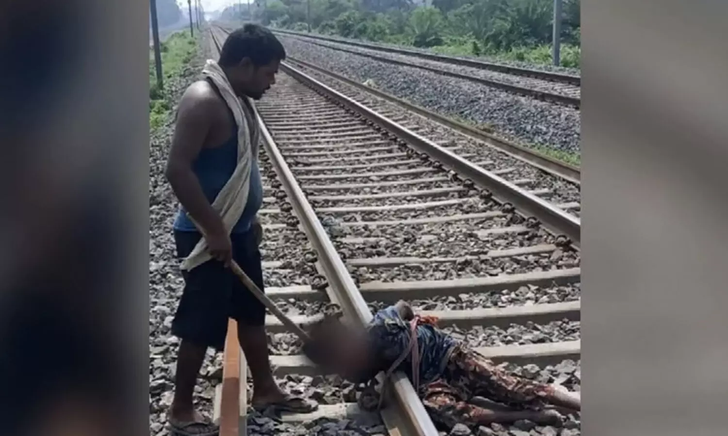 മോഷണം സംശയിച്ച് 12കാരന് റെയിൽവേ ട്രാക്കിൽ കെട്ടിയിട്ട് ക്രൂര മർദനം