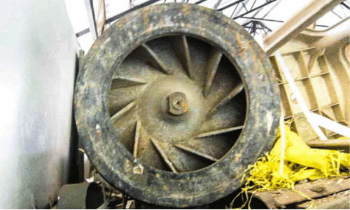 ഓ​ര്‍മ​യി​ലു​ണ്ടൊ​രു സൈ​റ​ണ്‍ മു​ഴ​ക്കം