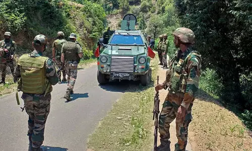 ജമ്മു കശ്മീരിൽ ഭീകരരുമായുള്ള ഏറ്റുമുട്ടലിൽ നാല് സൈനികർക്ക് വീരമൃത്യു