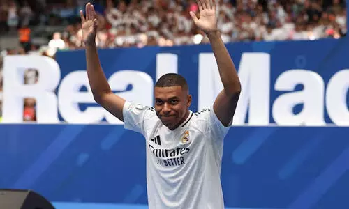 റയലിൽ രാജകുമാരൻ അവതരിച്ചു; മഡ്രിഡിന് ആവേശമായി എംബാപ്പെയുടെ ‘പട്ടാഭിഷേകം