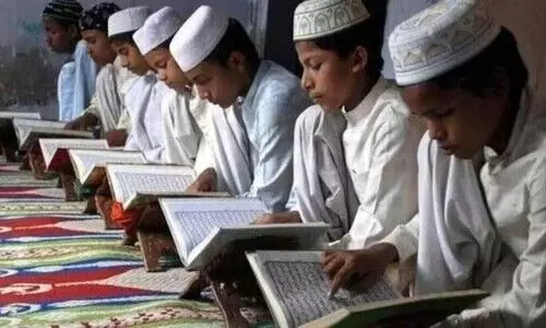 യു.പിയിൽ മദ്റസ ബോർഡിനുകീഴിൽ പഠിച്ച മിടുക്കന്മാർക്ക് ‘സമ്മാനമില്ല’; വിമർശനവുമായി പ്രതിപക്ഷം