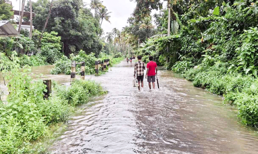 തീരാതെ ദുരിതം