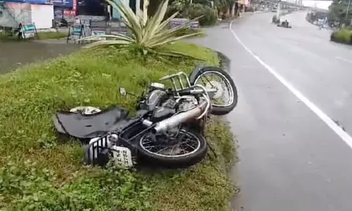 bike accident 9087987a