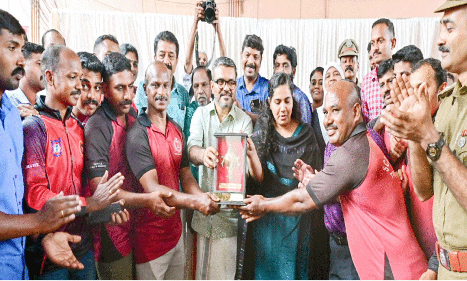 ആദരവിന്​ കാത്തുനിൽക്കാതെ അവർ പോയത്​ മറ്റൊരു ദുരന്തഭൂമിയിലേക്ക്​