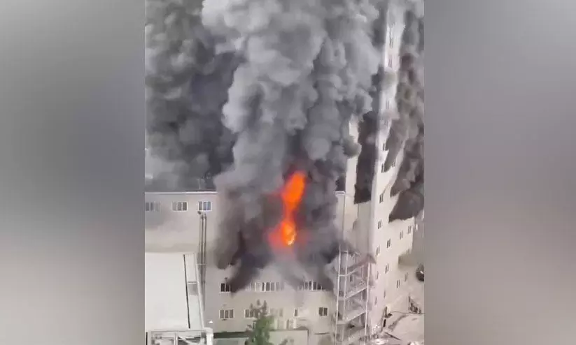 ചൈനയിൽ ഷോപ്പിംഗ് മാളിലുണ്ടായ തീപിടിത്തത്തിൽ 16 പേർ മരിച്ചു ചൈനയിൽ ഷോപ്പിംഗ് മാളിലുണ്ടായ തീപിടിത്തത്തിൽ 16 പേർ മരിച്ചു