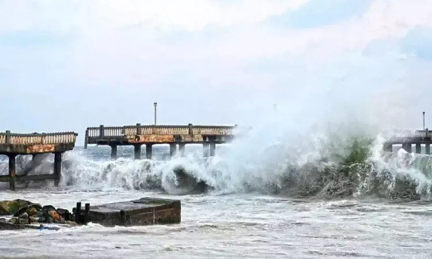 ഉയർന്ന തിരമാലക്ക് സാധ്യത