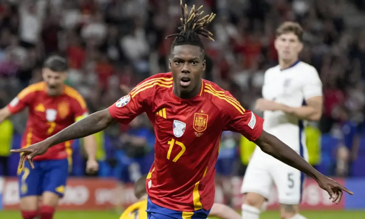 നിക്കൊയെ ബാഴ്സയിലെത്തിക്കാൻ ‘പണപ്പിരിവ്’; സമൂഹ മാധ്യമത്തിൽ പ്രതീകാത്മക ക്രൗഡ് ഫണ്ടിങ്ങുമായി ആരാധകർ