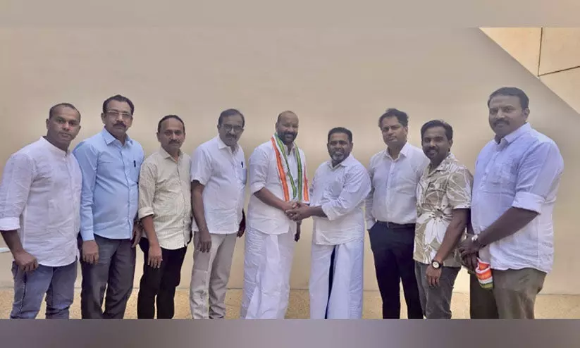 അഡ്വ. അനിൽ ബോസിന് റിയാദിൽ വരവേൽപ്പ് അഡ്വ. അനിൽ ബോസിന് റിയാദിൽ വരവേൽപ്പ്