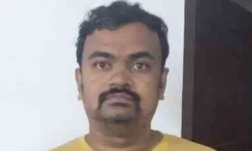 മുഖ്യമന്ത്രിയുടെയും പൊതുമരാമത്ത് മന്ത്രിയുടെയും പേരിൽ വ്യാജ രേഖകൾ ചമച്ച് പണം തട്ടിയ യുവാവ് അറസ്റ്റിൽ