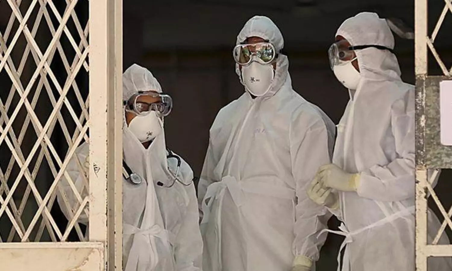 നിപ ബാധിച്ച 14കാരനെ കോഴിക്കോട് മെഡിക്കൽ കോളജിലേക്ക് മാറ്റി; 214 പേര്‍ നിരീക്ഷണത്തിൽ