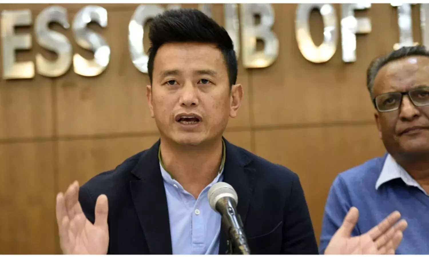 കോച്ച് നിയമനം ടെക്നിക്കൽ കമ്മിറ്റി അറിഞ്ഞില്ലെന്ന്; രാജിവെക്കുന്നതായി ബൈച്യൂങ് ബൂട്ടിയ