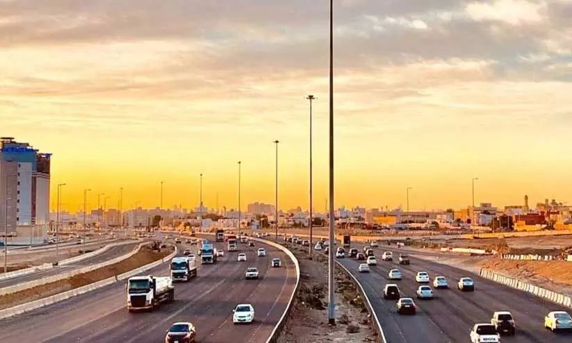 ട്രാ​ഫി​ക് പി​ഴ​ക​ൾ​ക്ക്​​ 50 ശ​ത​മാ​നം ഇ​ള​വ്​; മൂ​ന്നു​ മാ​സം കൂ​ടി