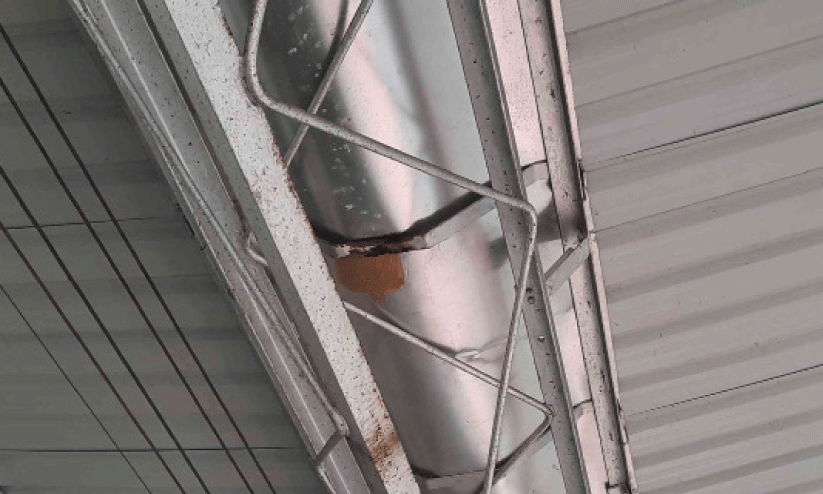 കാത്തിരിപ്പ് കേന്ദ്രത്തിൽ ചോർച്ച; കൊട്ടാരക്കര റെയിൽവേ സ്റ്റേഷനിൽ യാത്രക്കാർക്ക് ദുരിതം കാത്തിരിപ്പ് കേന്ദ്രത്തിൽ ചോർച്ച; കൊട്ടാരക്കര റെയിൽവേ സ്റ്റേഷനിൽ യാത്രക്കാർക്ക് ദുരിതം