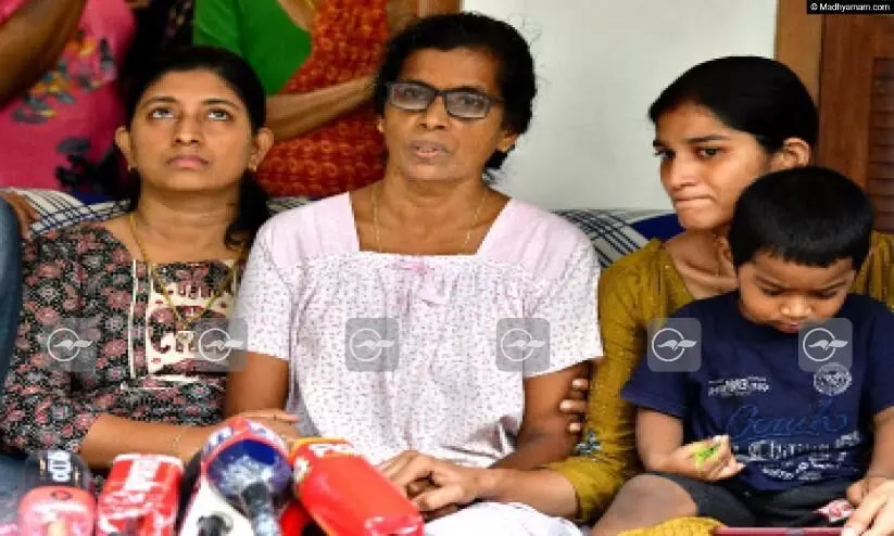 Arjun and lorry still not found landslide disaster in Karnataka seven bodies recovered