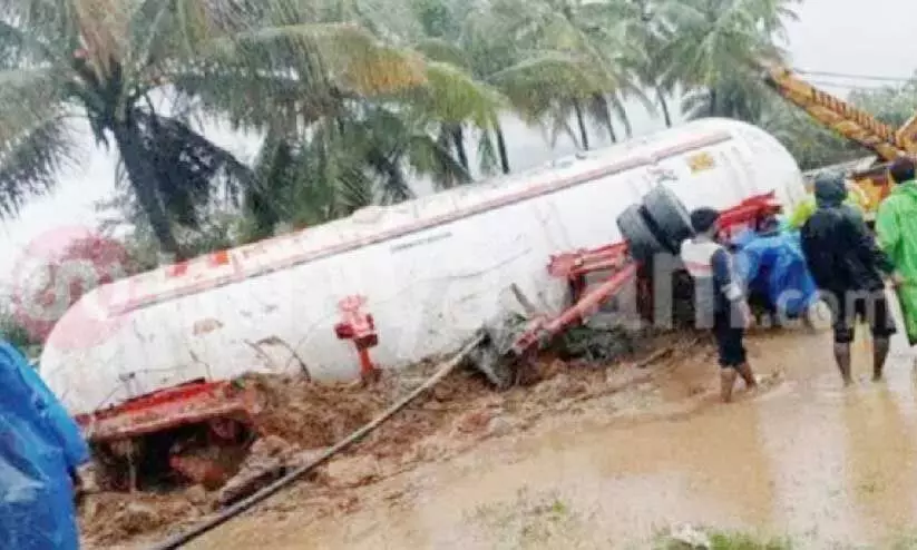 When the degassed tanker was brought to the river bank