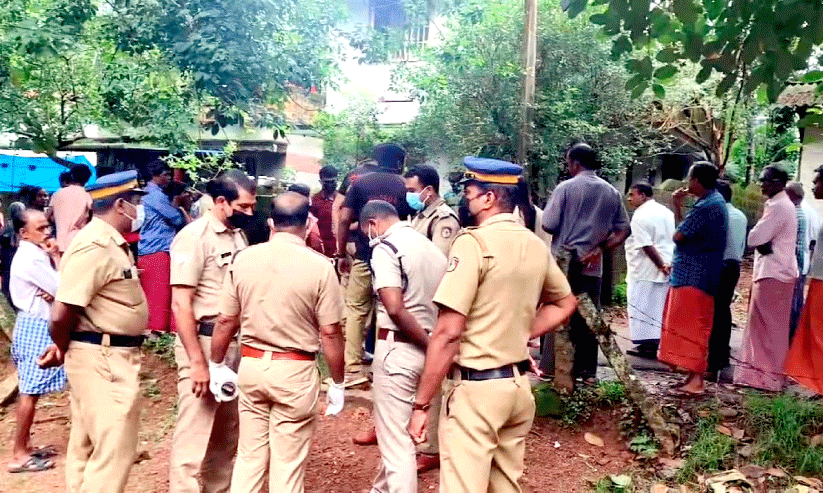 യുവതിയെ കൊലപ്പെടുത്തി യുവാവിന്‍റെ ആത്മഹത്യ;  ​പൂ​ർ​വ​വൈ​രാ​ഗ്യ​മെ​ന്ന് നാ​ട്ടു​കാ​ർ