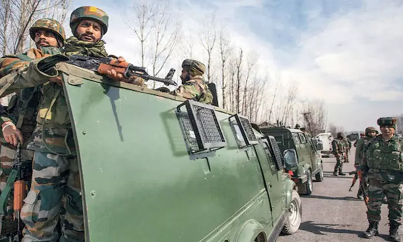 നിരന്തരം ഭീകരാക്രമണങ്ങൾ; ജമ്മുവിൽ കൂടുതൽ സൈന്യത്തെ വിന്യസിച്ചതായി റിപ്പോർട്ട് നിരന്തരം ഭീകരാക്രമണങ്ങൾ; ജമ്മുവിൽ കൂടുതൽ സൈന്യത്തെ വിന്യസിച്ചതായി റിപ്പോർട്ട്